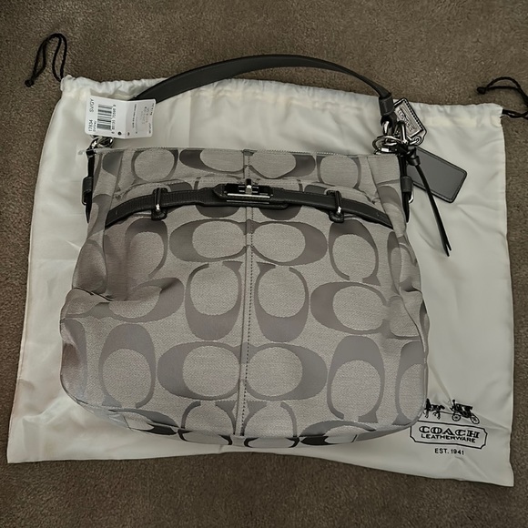 Signature Collection - Picture 1 of 3